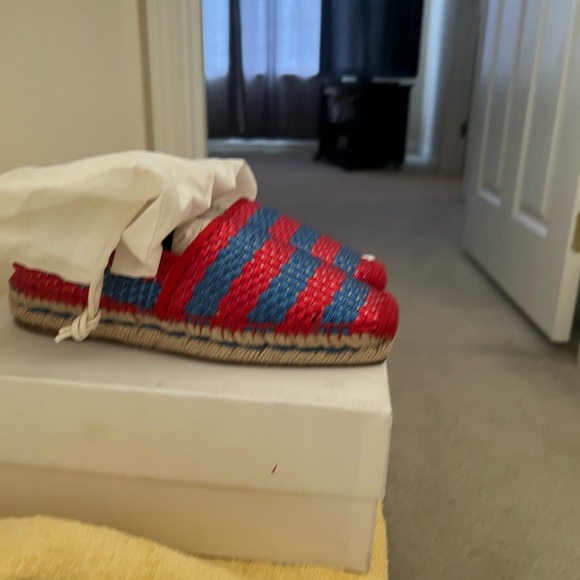 Authentic Balenciaga Espadrilles - Picture 9 of 11